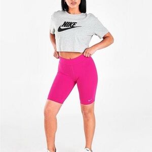 Nike Women's Pink Shorts - Women’s Small - 7” inseam